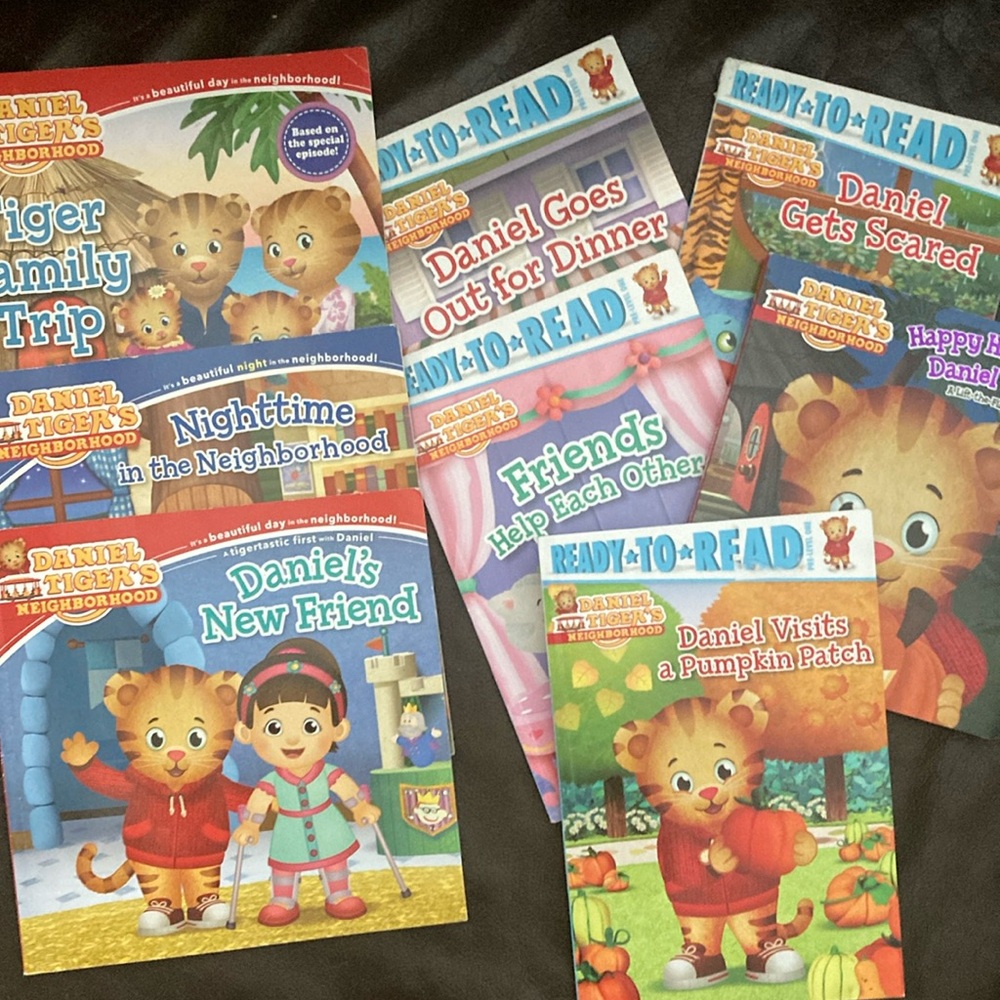Set of 8 Daniel Tiger Ready to Read Books